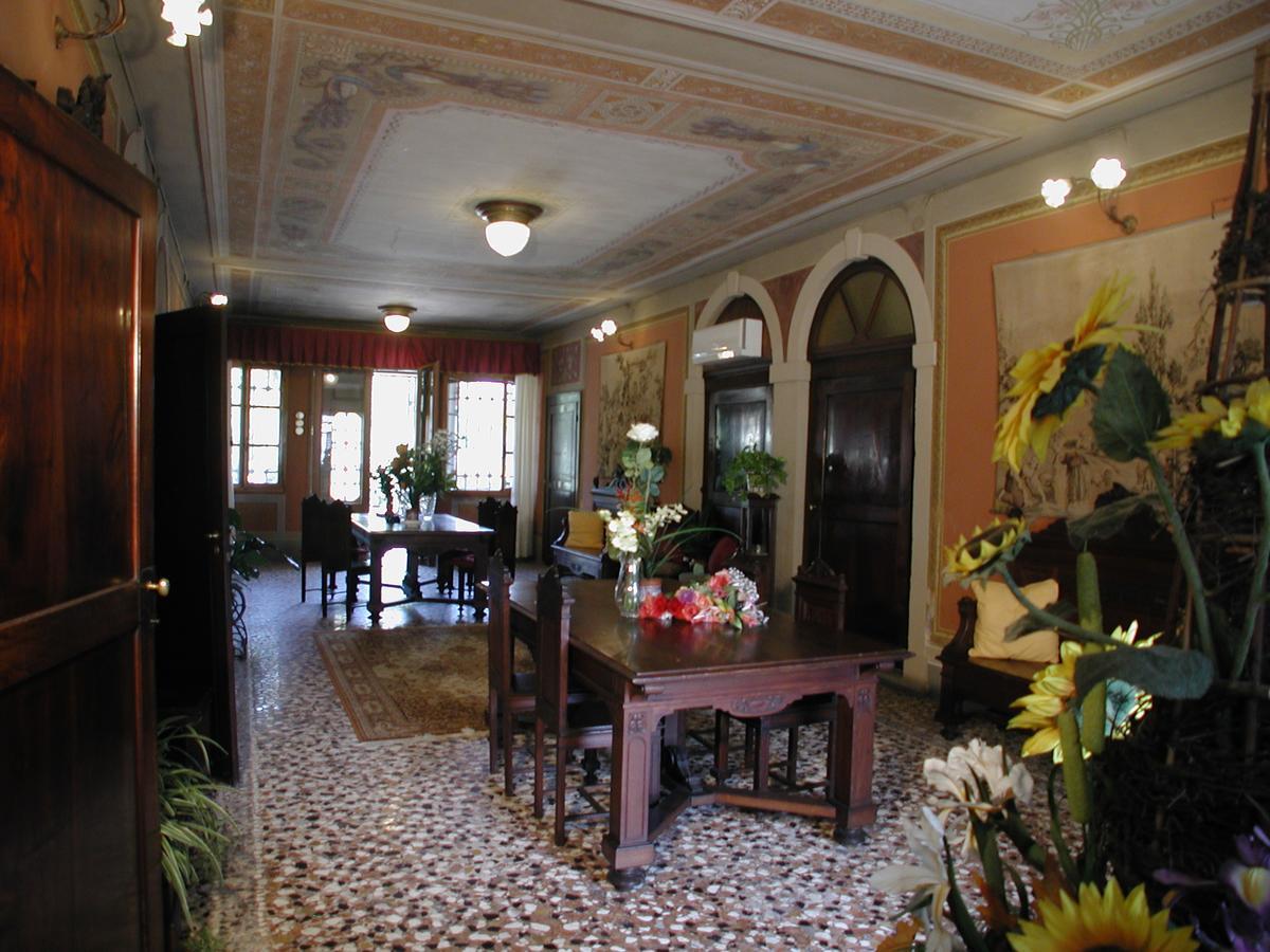 B&B Villa Bornancini Cinto Caomaggiore Buitenkant foto